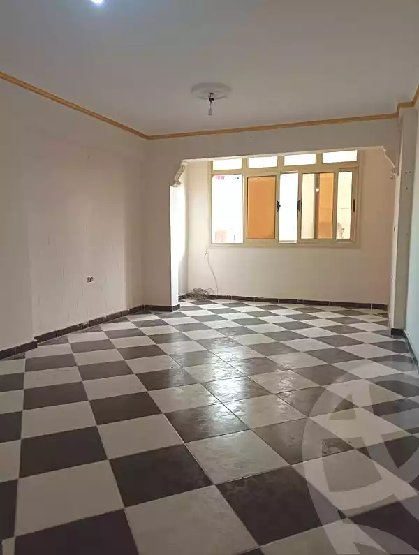 https://aqarmap.com.eg/ar/listing/6711431-for-sale-alexandria-sydy-bshr-sydy-bshr-bhry-shr-mhmd-njyb