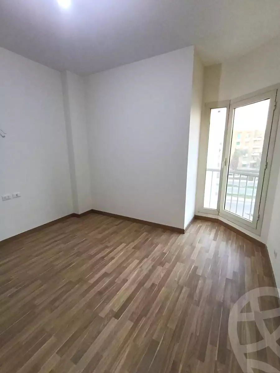 https://aqarmap.com.eg/en/listing/6712194-for-sale-cairo-el-sheikh-zayed-city-compounds-dh-drys