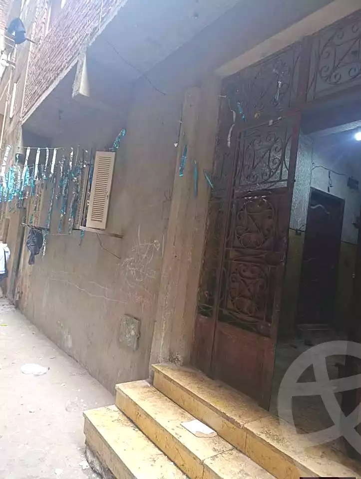 https://aqarmap.com.eg/ar/listing/6712883-for-sale-cairo-ain-shams-ain-shams-el-sharkia-el-zahraa-st