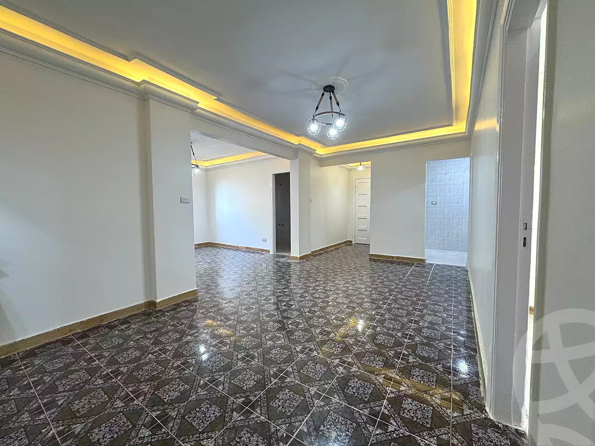 https://aqarmap.com.eg/ar/listing/6713179-for-rent-alexandria-stanley-abd-el-aziz-fahmy-st