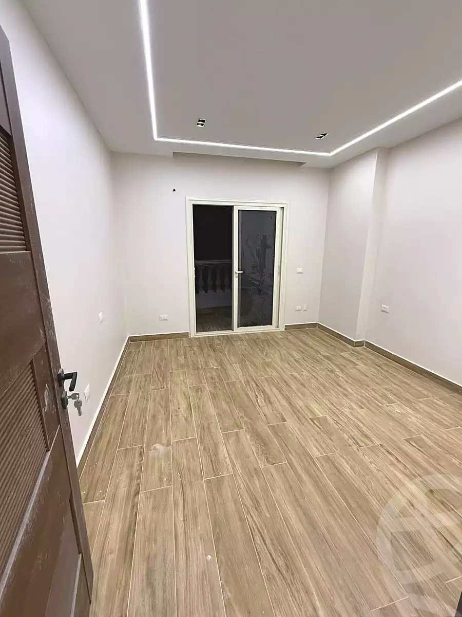 https://aqarmap.com.eg/ar/listing/6714140-for-rent-cairo-new-cairo-north-investors-el-tahrir-axis