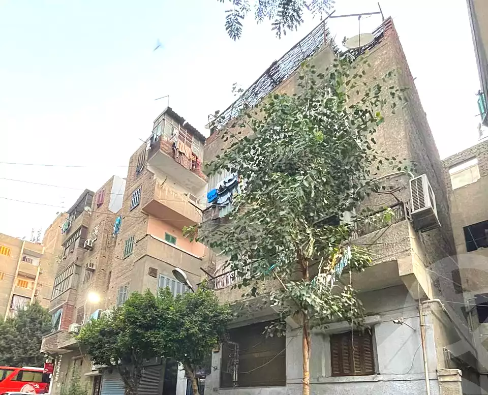 https://aqarmap.com.eg/ar/listing/6714295-for-sale-cairo-helwan-helwan-el-sharkeya-borhan-st