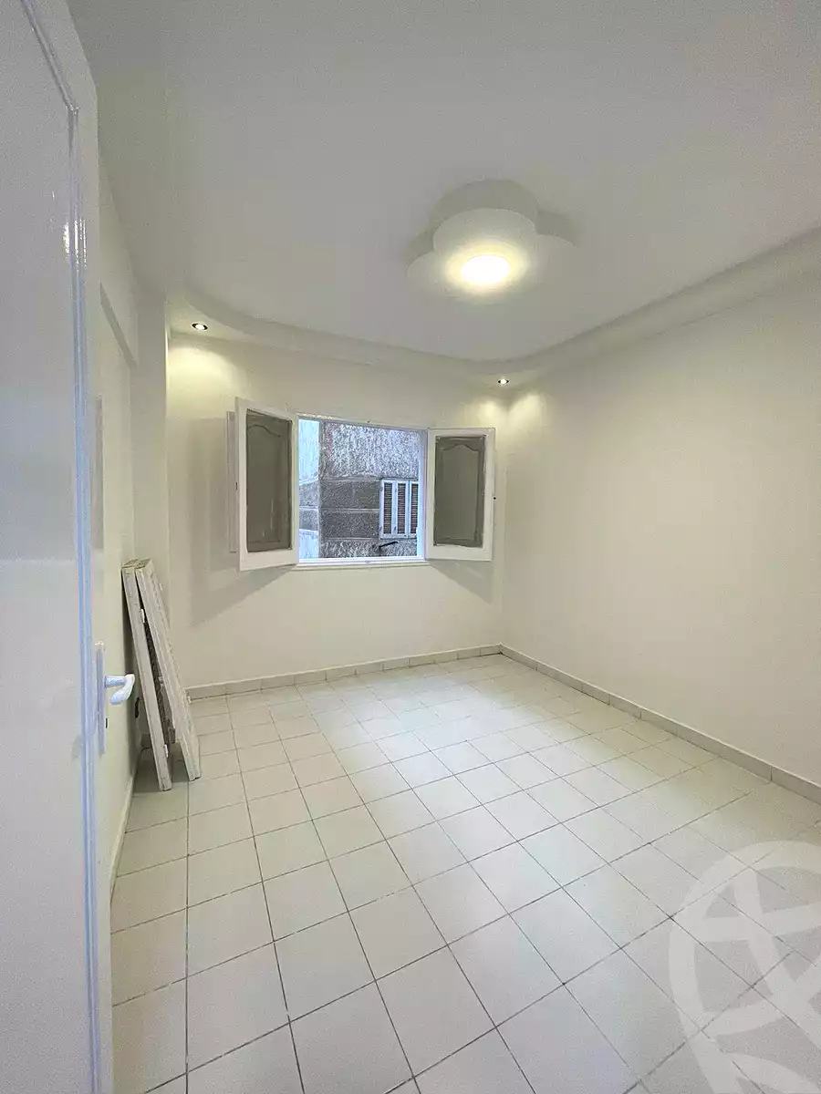 https://aqarmap.com.eg/ar/listing/6715975-for-sale-alexandria-l-jmy-shataa-el-nakheel
