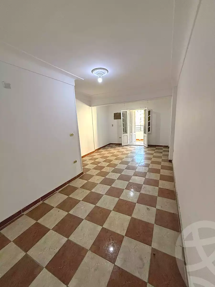 https://aqarmap.com.eg/ar/listing/6715987-for-sale-alexandria-sydy-bshr-sydy-bshr-bhry