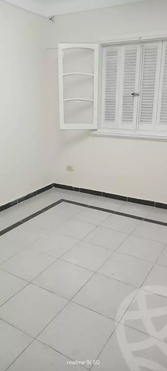 https://aqarmap.com.eg/en/listing/6716171-for-sale-alexandria-miami-street-57