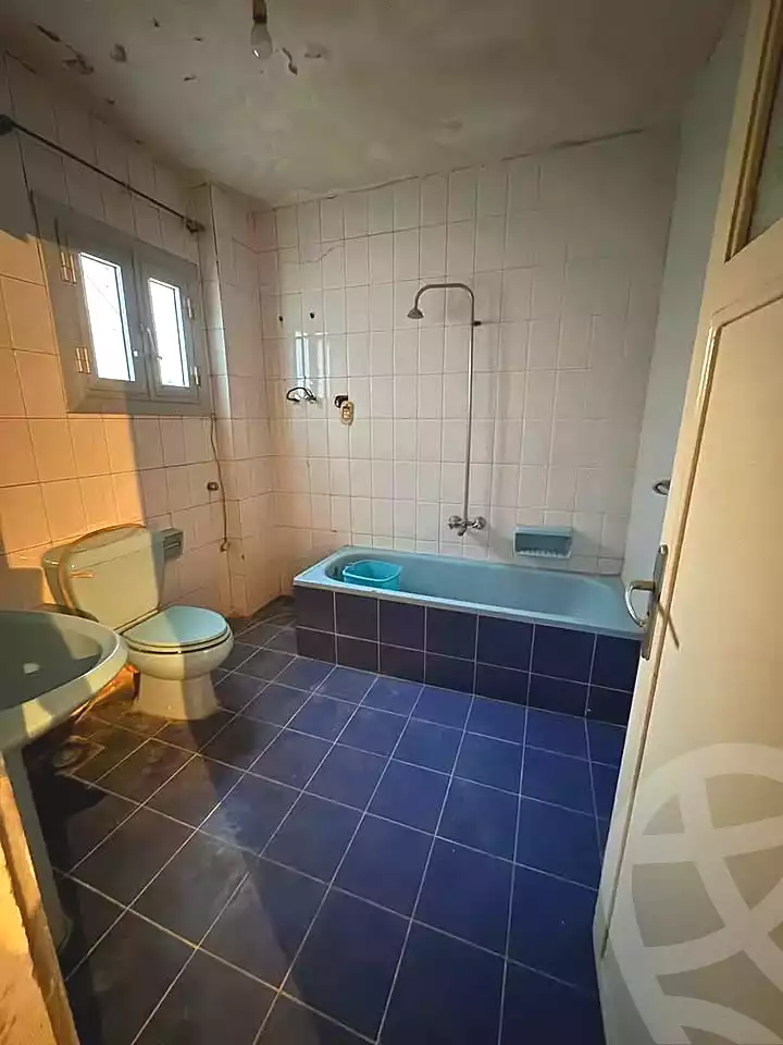 https://aqarmap.com.eg/ar/listing/6716403-for-sale-alexandria-sydy-bshr-sydy-bshr-qbly-hassan-refaat-st