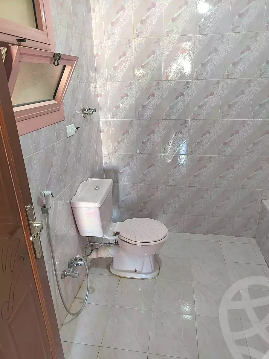 https://aqarmap.com.eg/en/listing/6716553-for-rent-cairo-helwan-sherif-st