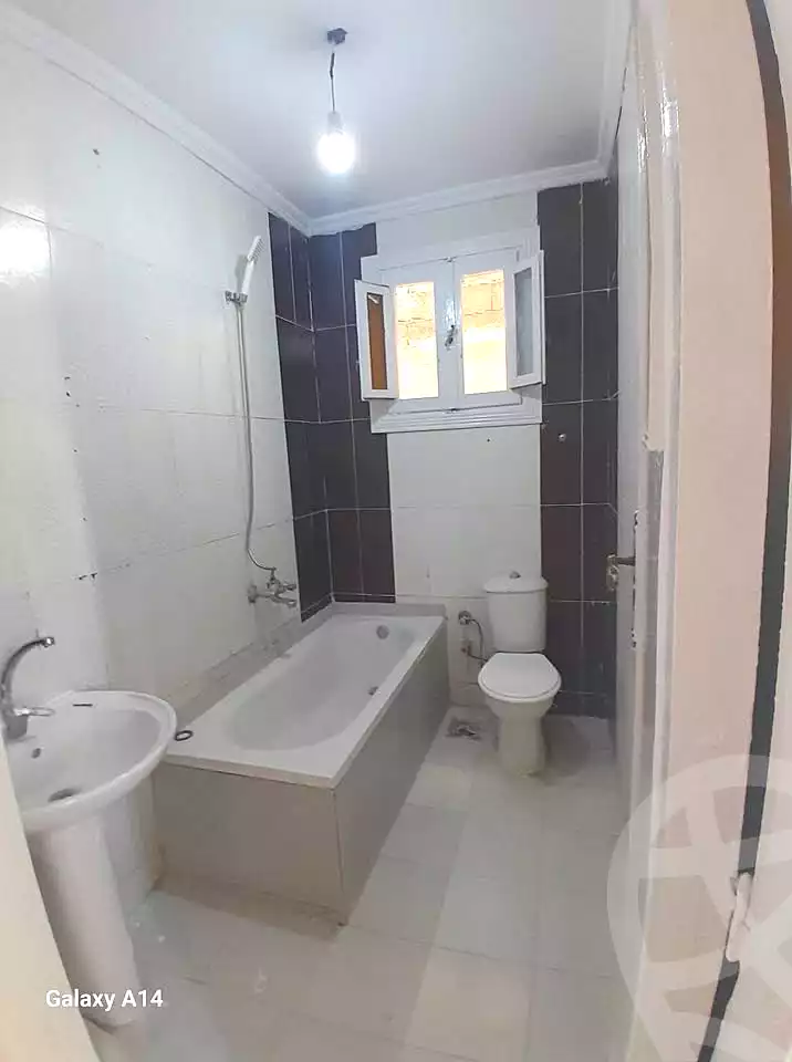 https://aqarmap.com.eg/ar/listing/6717352-for-rent-alexandria-el-mandara