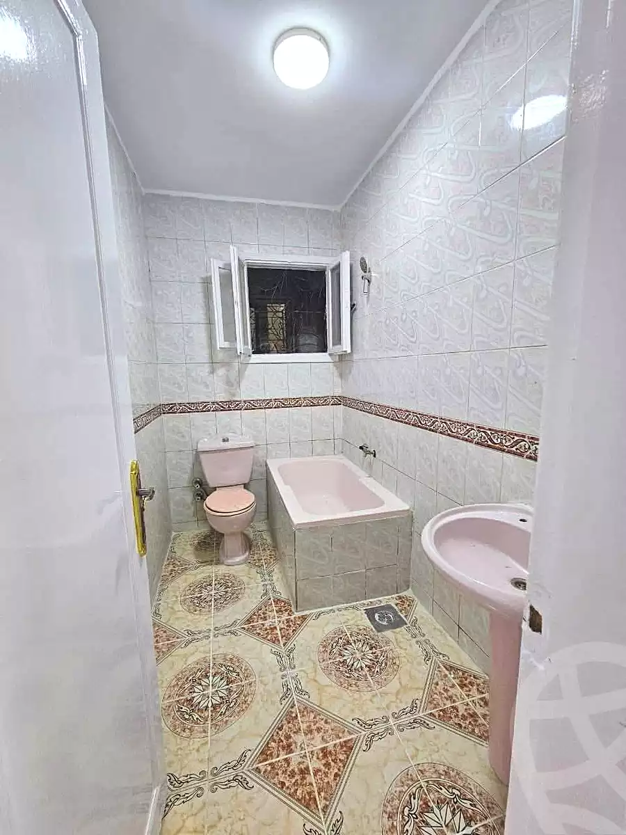 https://aqarmap.com.eg/ar/listing/6717874-for-sale-alexandria-l-jmy-shataa-el-nakheel