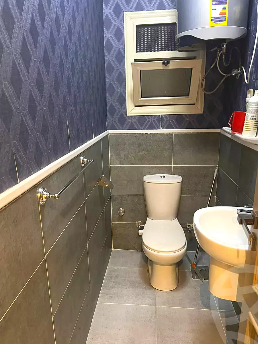 https://aqarmap.com.eg/ar/listing/6718702-for-sale-cairo-new-cairo-el-ahyaa-first-neighborhood-street-1