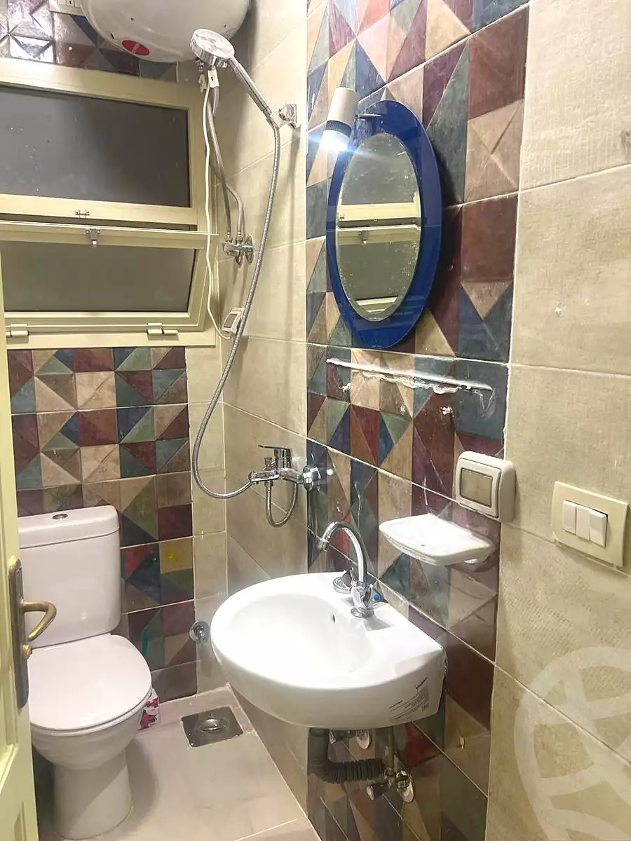 https://aqarmap.com.eg/ar/listing/6719209-for-rent-cairo-new-cairo-lrhb-city-phase-8