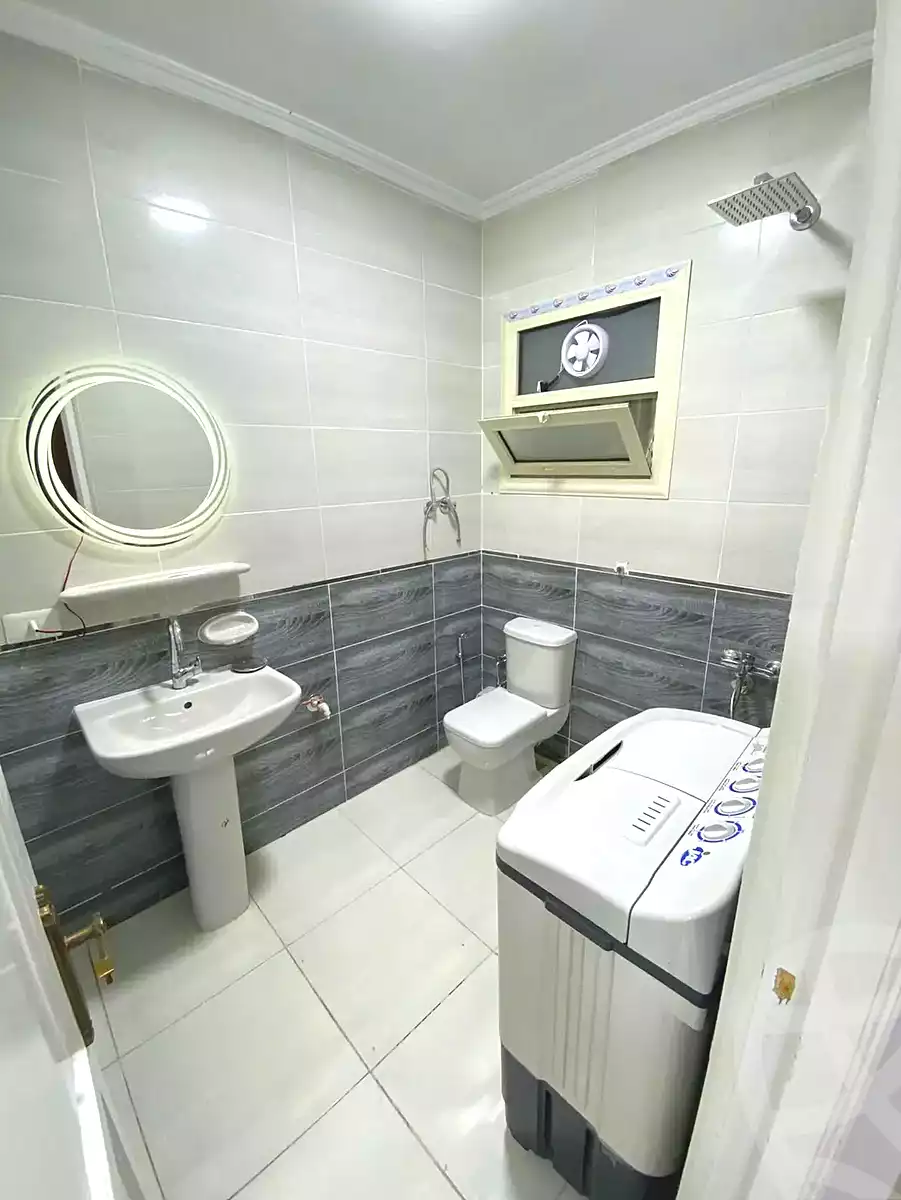 https://aqarmap.com.eg/en/listing/6720410-for-sale-alexandria-el-mandara-moritania-st