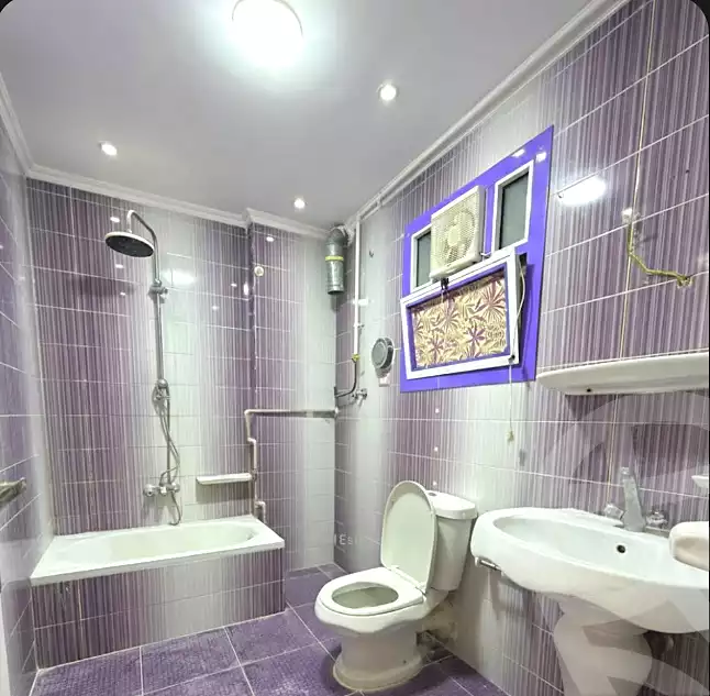 https://aqarmap.com.eg/ar/listing/6721402-for-sale-alexandria-l-jmy-lbytsh-al-samalehy-2-st