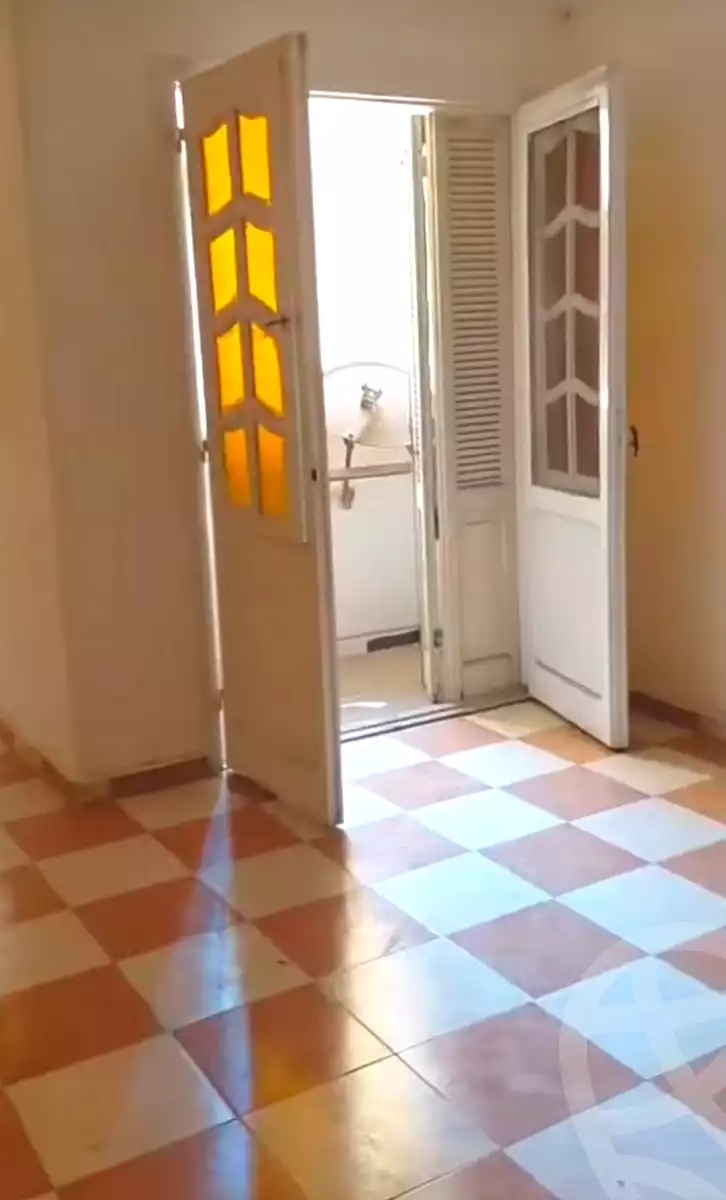 https://aqarmap.com.eg/ar/listing/6722014-for-rent-cairo-helwan-helwan-el-sharkeya-ryad-pasha-st
