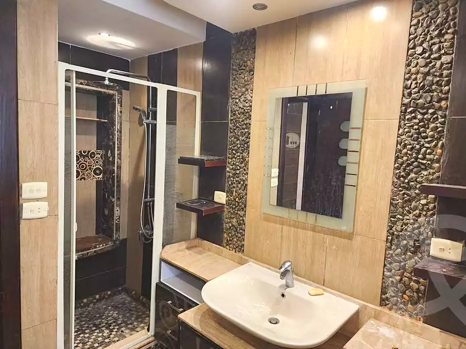 https://aqarmap.com.eg/ar/listing/6722503-for-sale-alexandria-moharram-bey