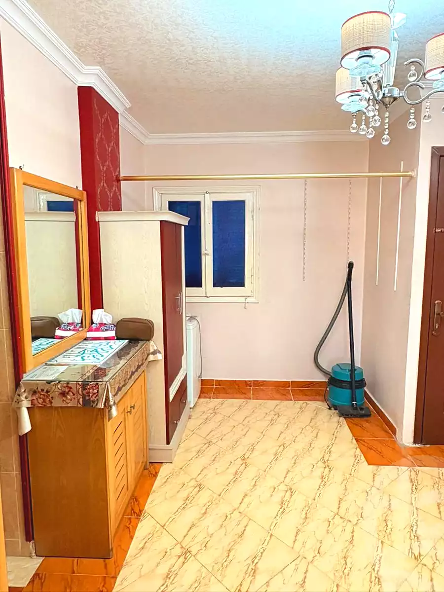 https://aqarmap.com.eg/ar/listing/6722874-for-rent-cairo-el-sheikh-zayed-city-el-hay-elthaleth