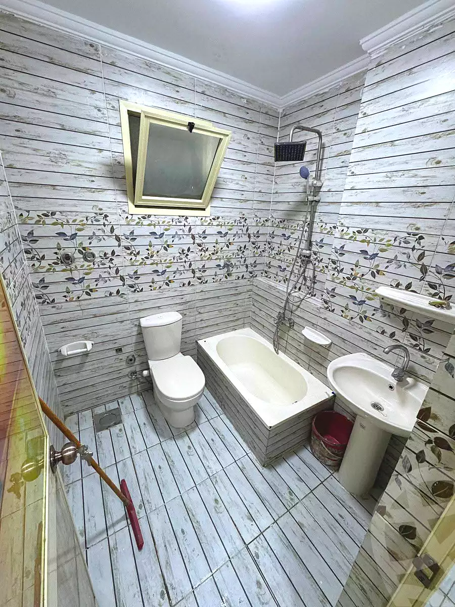https://aqarmap.com.eg/en/listing/6722655-for-sale-alexandria-lsywf-el-falki