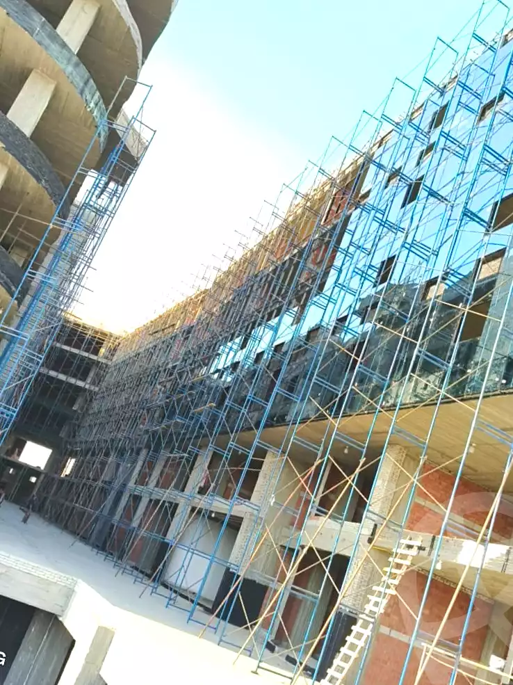 https://aqarmap.com.eg/ar/listing/6723070-for-sale-cairo-el-sheikh-zayed-city-compounds-101-mall-premium