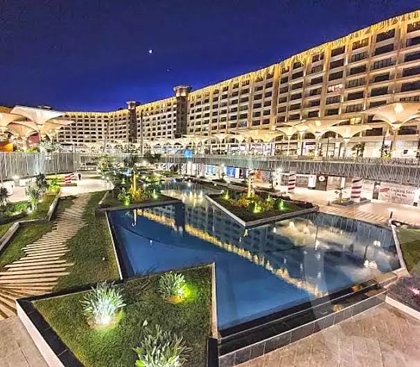 https://aqarmap.com.eg/en/listing/6723252-for-sale-cairo-new-cairo-compounds-park-mall-arab-development