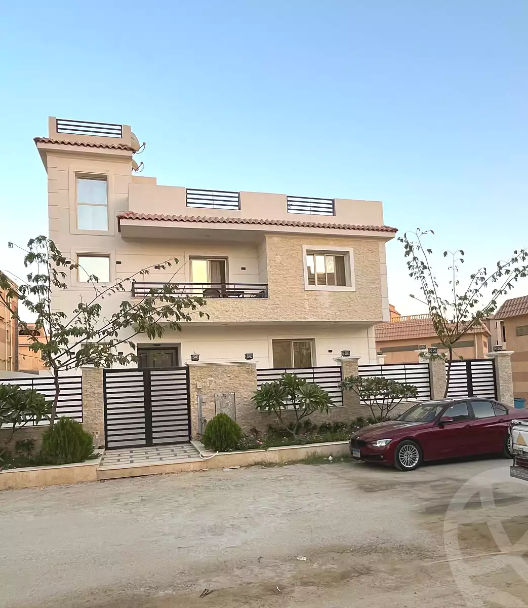 https://aqarmap.com.eg/ar/listing/6723597-for-sale-cairo-6th-of-october-compounds-green-village-compound-mabany-edris