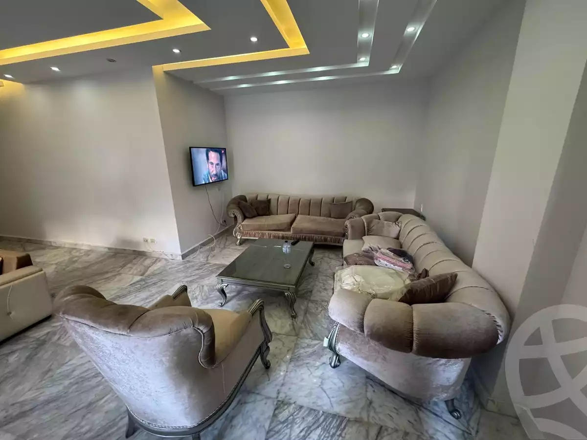 https://aqarmap.com.eg/en/listing/6723589-for-sale-cairo-el-sheikh-zayed-city-compounds-casa