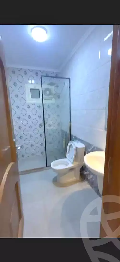 https://aqarmap.com.eg/ar/listing/6711847-for-rent-cairo-6th-of-october-el-ahyaa-neighborhood-2nd-divided-from-al-kafrawei-st