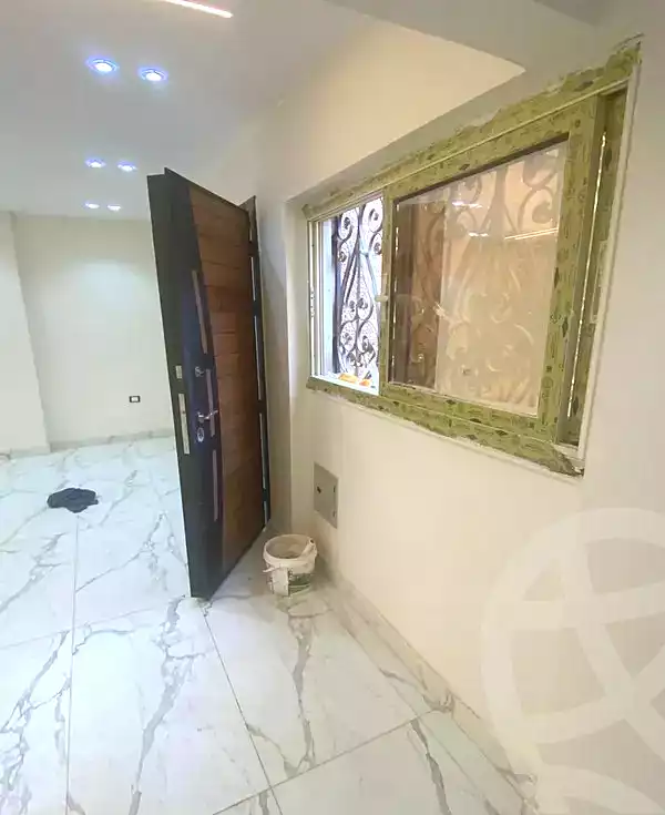https://aqarmap.com.eg/ar/listing/6725316-for-sale-cairo-6th-of-october-el-ahyaa-neighborhood-3rd-al-hay-al-thalith-st