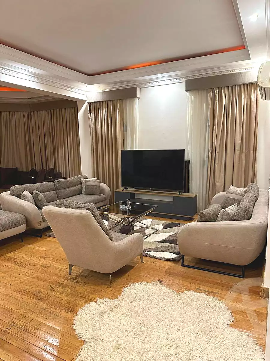https://aqarmap.com.eg/en/listing/6725851-for-rent-cairo-el-sheikh-zayed-city-compounds-beverly-hills