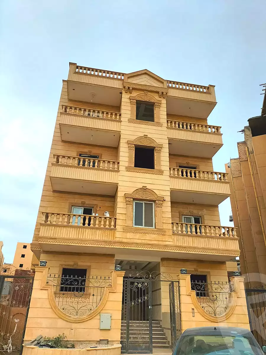 https://aqarmap.com.eg/ar/listing/6725995-for-sale-cairo-badr-city-hai-el-ashgar-featured-neighborhood-bait-el-watan