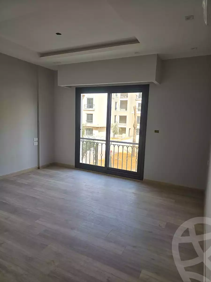 https://aqarmap.com.eg/ar/listing/6726463-for-rent-cairo-el-sheikh-zayed-city-compounds-kmbwnd-fyldj-wyst-dr-llttwyr