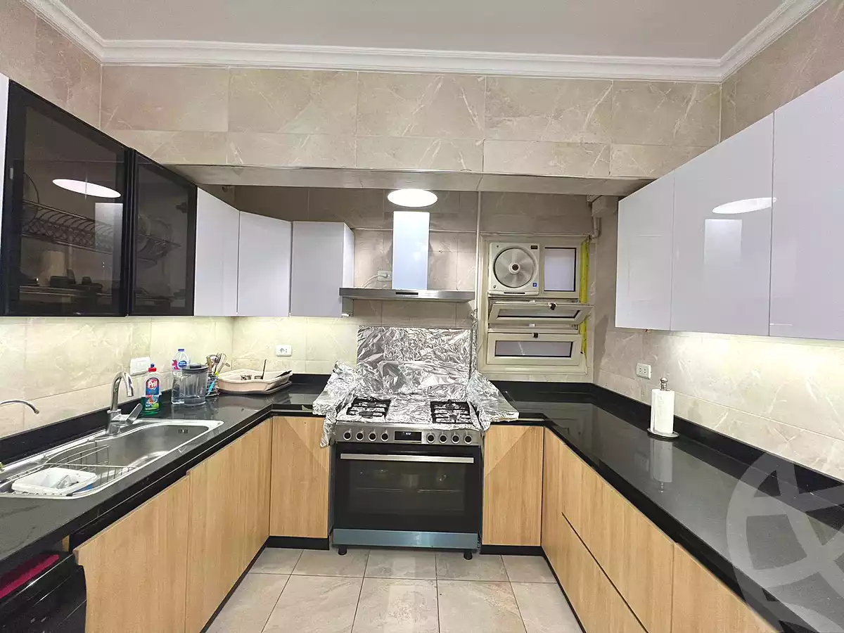 https://aqarmap.com.eg/ar/listing/6726315-for-sale-cairo-6th-of-october-hadaeq-october-kmbwnd-fy-hdyq-ktwbr-el-fardoos-city
