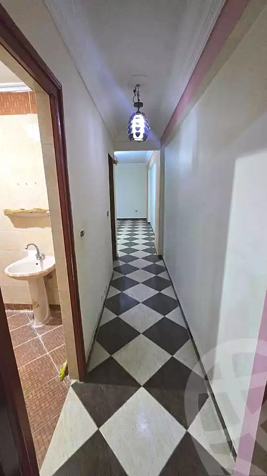 https://aqarmap.com.eg/en/listing/6726978-for-sale-alexandria-sydy-bshr-sydy-bshr-qbly