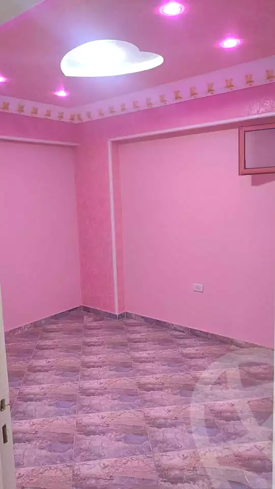 https://aqarmap.com.eg/ar/listing/6727001-for-sale-alexandria-bw-qyr-street-25