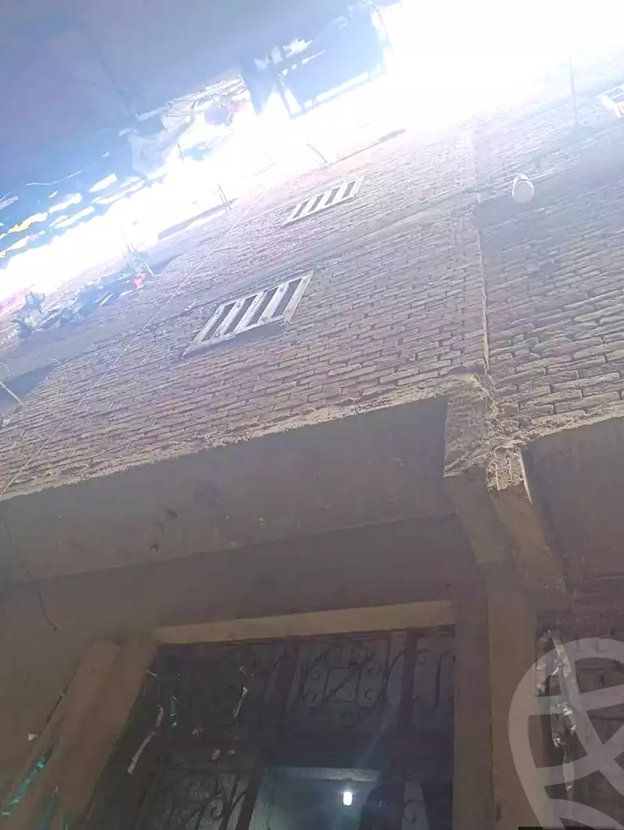 https://aqarmap.com.eg/ar/listing/6727033-for-sale-cairo-ain-shams-ain-shams-el-sharkia-el-zahraa-st