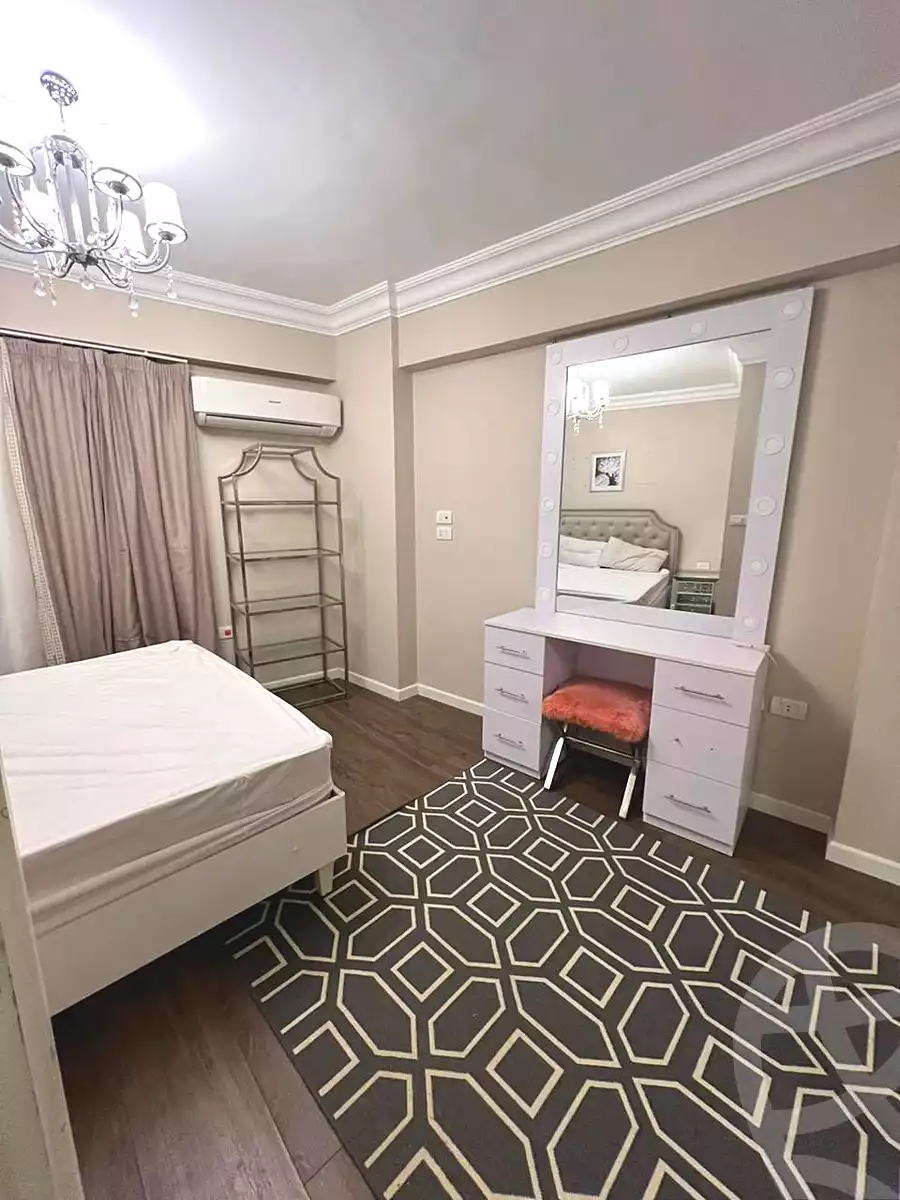 https://aqarmap.com.eg/ar/listing/6727879-for-rent-cairo-el-sheikh-zayed-city-compounds-beverly-hills
