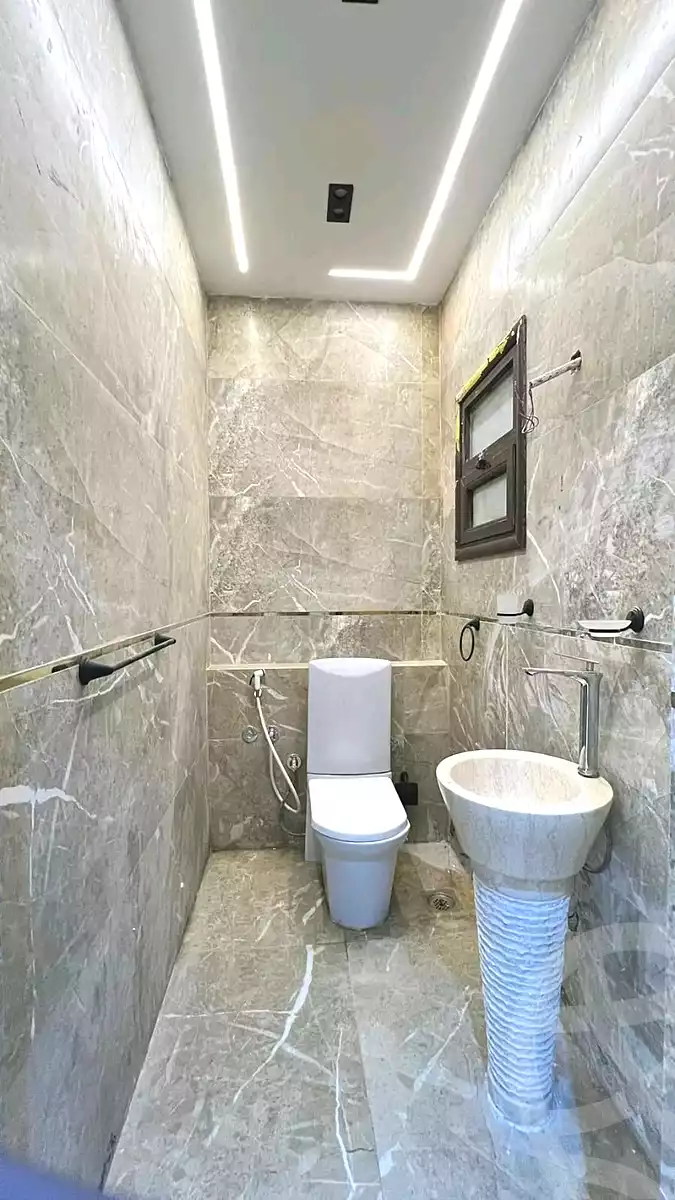 https://aqarmap.com.eg/en/listing/6727852-for-rent-cairo-6th-of-october-compounds-green-5
