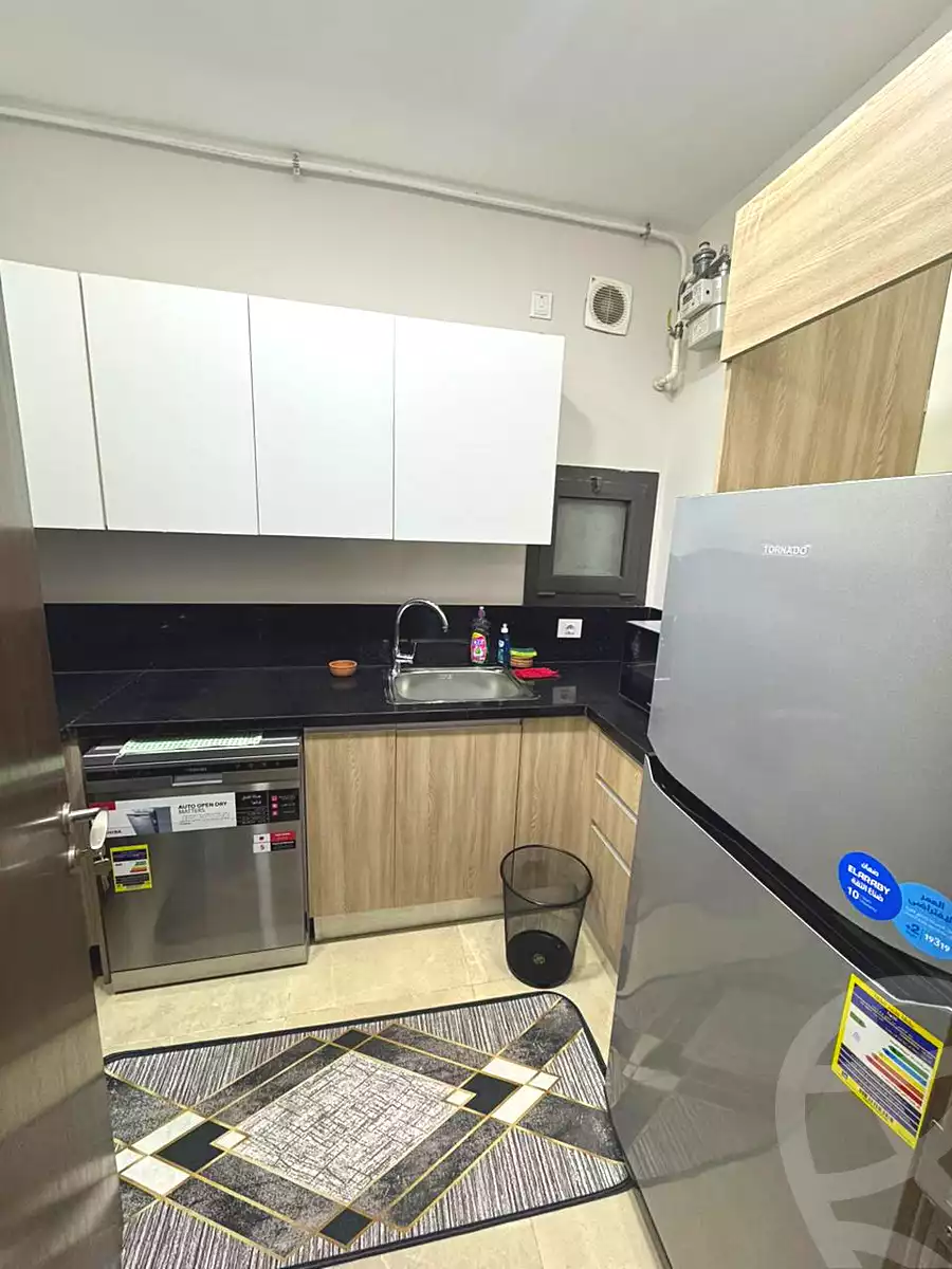 https://aqarmap.com.eg/ar/listing/6727947-for-rent-cairo-el-sheikh-zayed-city-compounds-zyd-wr-llttwyr-z-tower