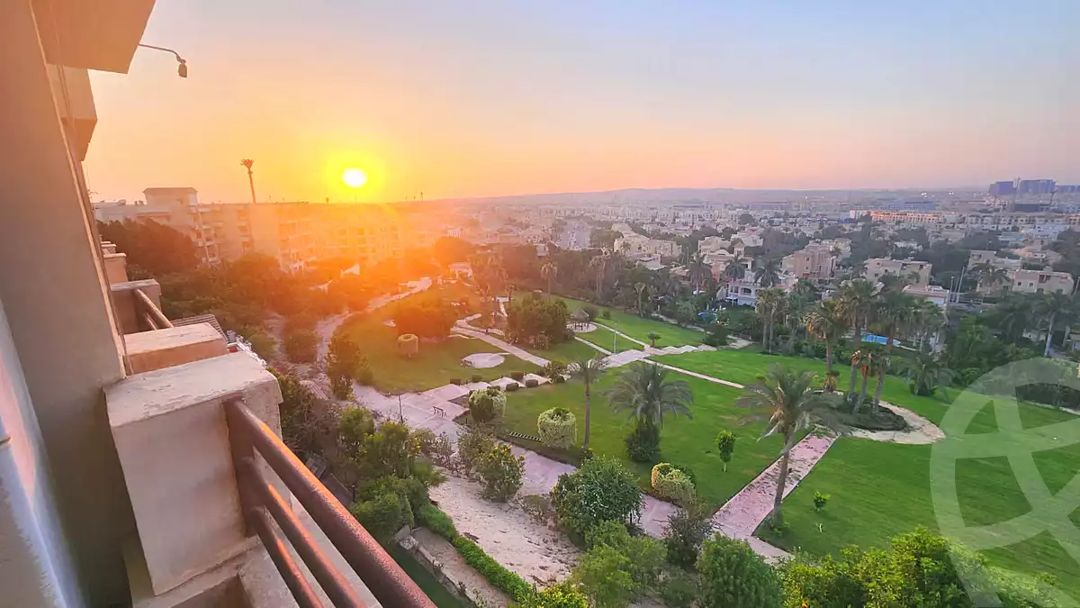 https://aqarmap.com.eg/en/listing/6728268-for-sale-cairo-el-sheikh-zayed-city-compounds-zayed-2000