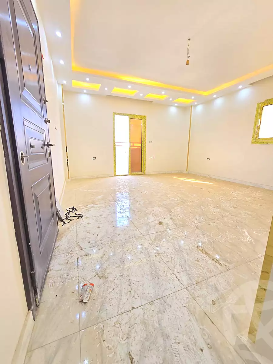 https://aqarmap.com.eg/ar/listing/6728391-for-sale-cairo-6th-of-october-el-ahyaa-neighborhood-1st-al-maahad