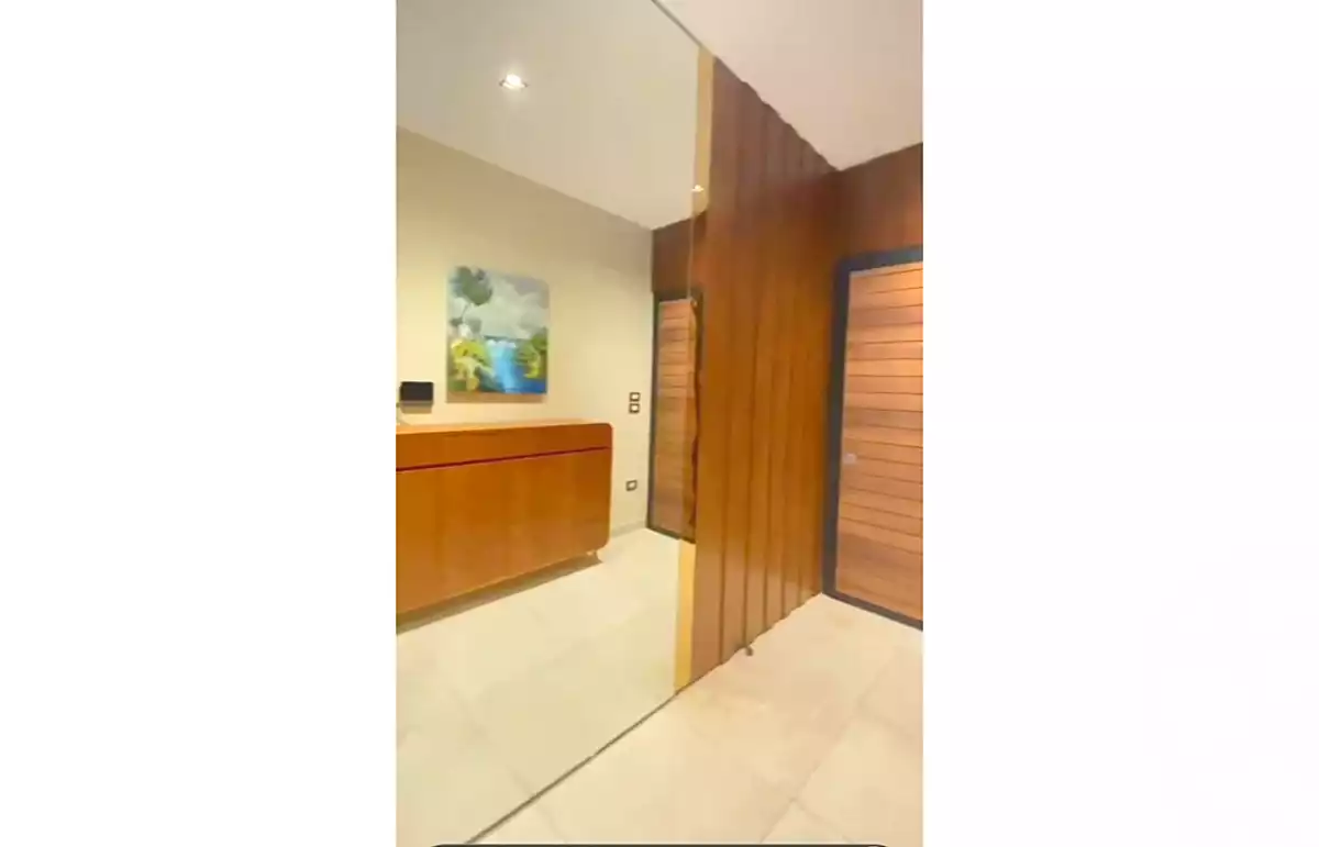 https://aqarmap.com.eg/ar/listing/6728412-for-sale-cairo-6th-of-october-compounds-cleopatra-square