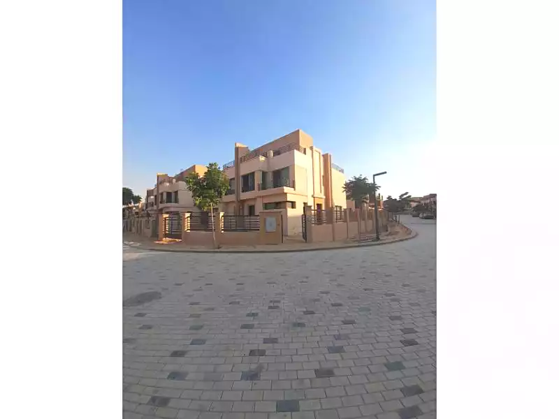 https://aqarmap.com.eg/en/listing/6728595-for-sale-cairo-el-sheikh-zayed-city-compounds-alma