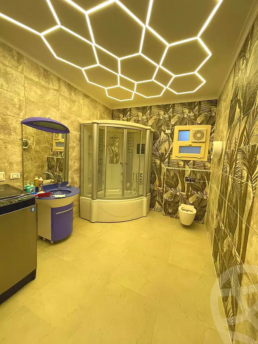 https://aqarmap.com.eg/ar/listing/6728655-for-sale-cairo-el-sheikh-zayed-city-el-hay-elthamen-area-1