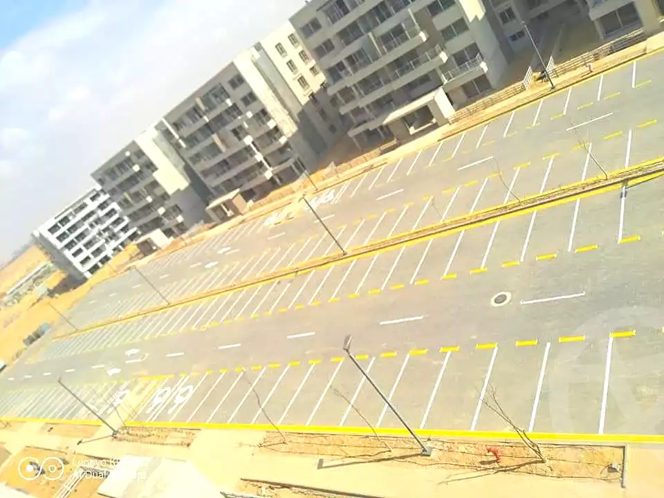 https://aqarmap.com.eg/ar/listing/6728753-for-sale-cairo-new-administrative-capital-r4-village-de-la-capitale-palm-hills