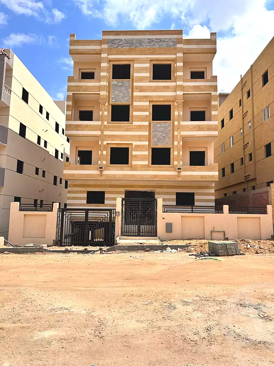 https://aqarmap.com.eg/ar/listing/6729155-for-sale-cairo-badr-city-hai-el-ashgar-featured-neighborhood-bait-el-watan