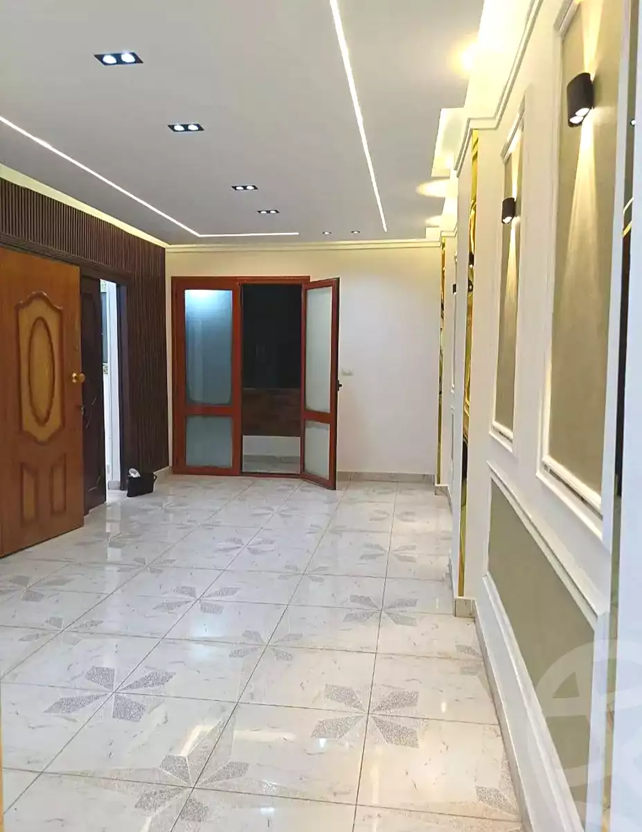 https://aqarmap.com.eg/en/listing/6730329-for-sale-alexandria-miami-el-gaish-rd-st