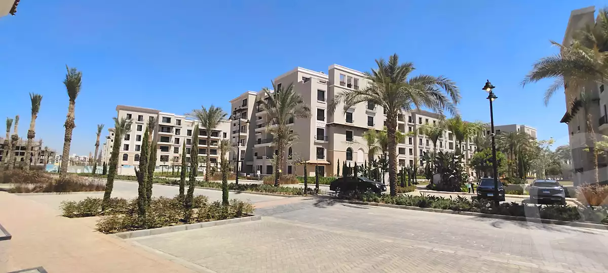 https://aqarmap.com.eg/ar/listing/6730463-for-sale-cairo-el-sheikh-zayed-city-compounds-kmbwnd-fyldj-wyst-dr-llttwyr