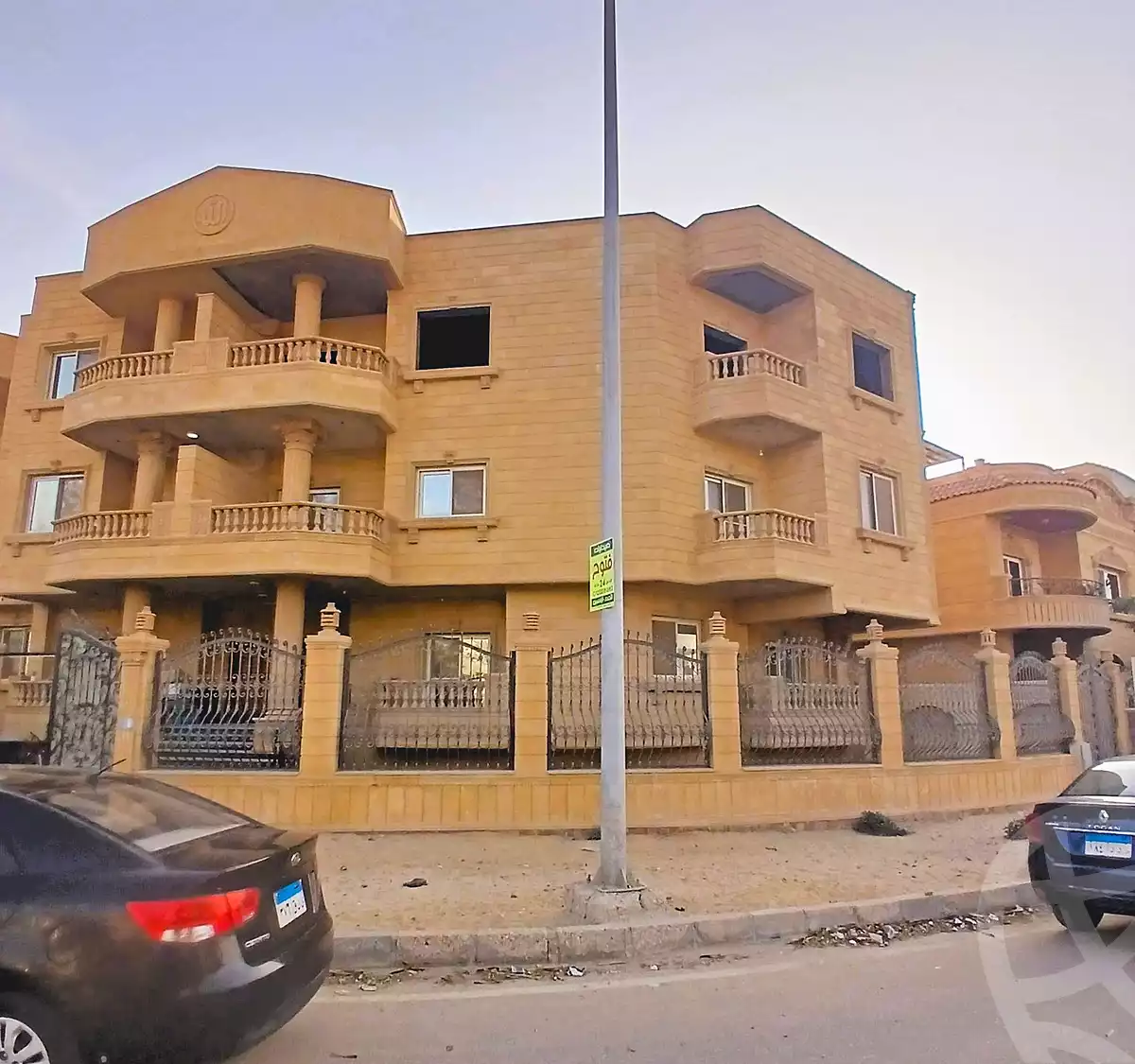 https://aqarmap.com.eg/ar/listing/6730651-for-sale-cairo-new-cairo-sharq-el-akadamiya-al-tahrir-st