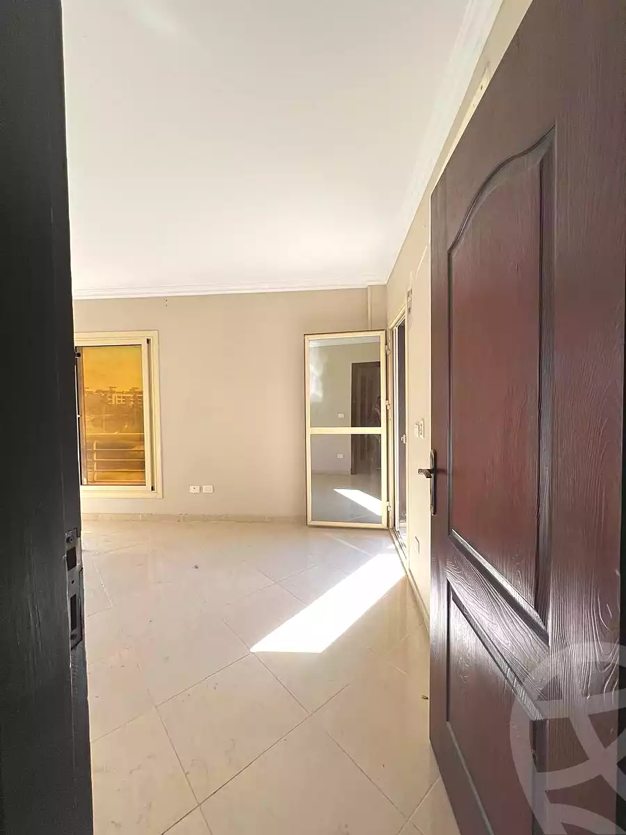 https://aqarmap.com.eg/en/listing/6730891-for-sale-cairo-el-sheikh-zayed-city-compounds-dr-msr