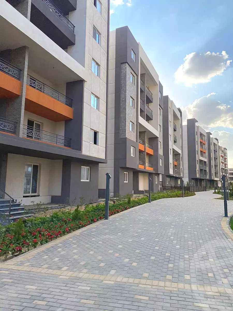 https://aqarmap.com.eg/en/listing/6730978-for-sale-cairo-6th-of-october-hadaeq-october-kmbwnd-fy-hdyq-ktwbr-rock-eden-compound