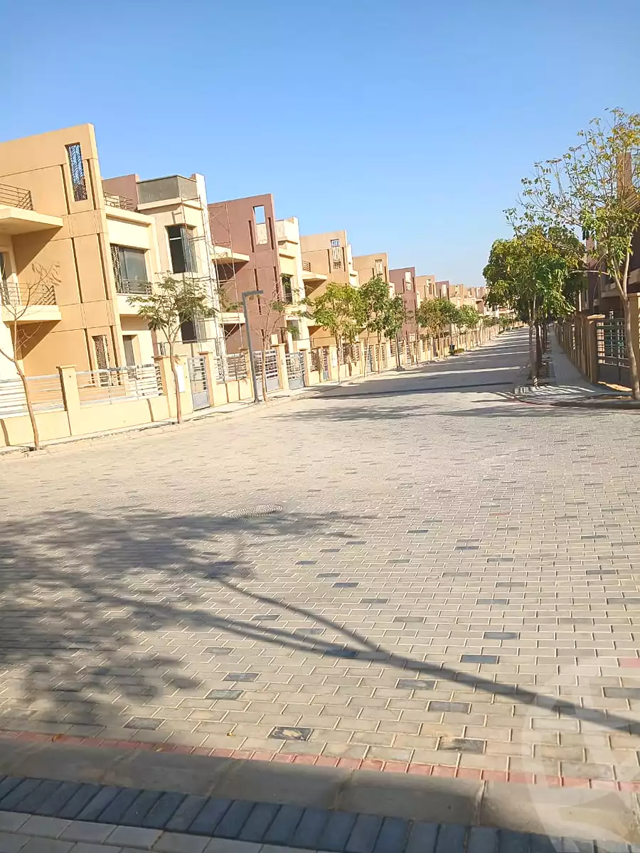 https://aqarmap.com.eg/en/listing/6730820-for-sale-cairo-el-sheikh-zayed-city-compounds-alma